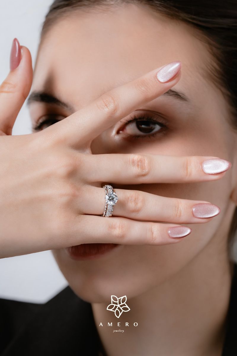 cincin kawin di kanan atau kiri